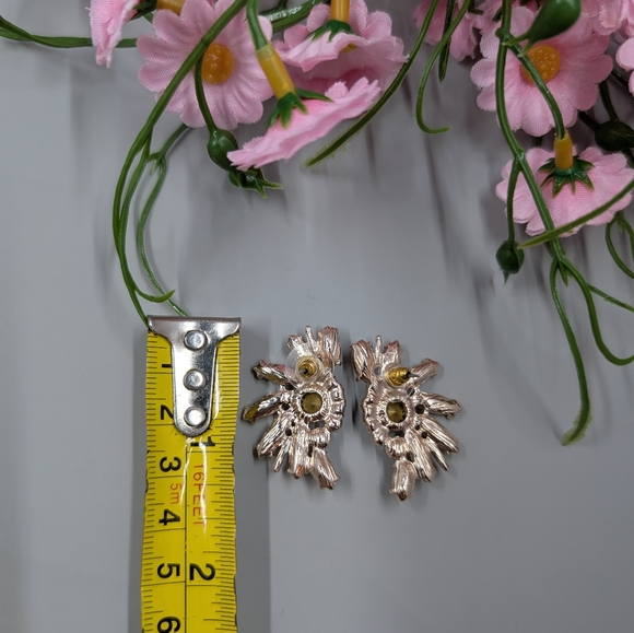 Bright And Fun Art Deco Style Vintage Crystal Stud Earrings - Picture 4 of 4